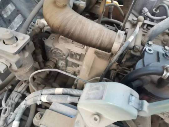 三一重工SPR300轮胎压路机