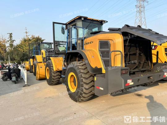 徐工XC968轮式装载机