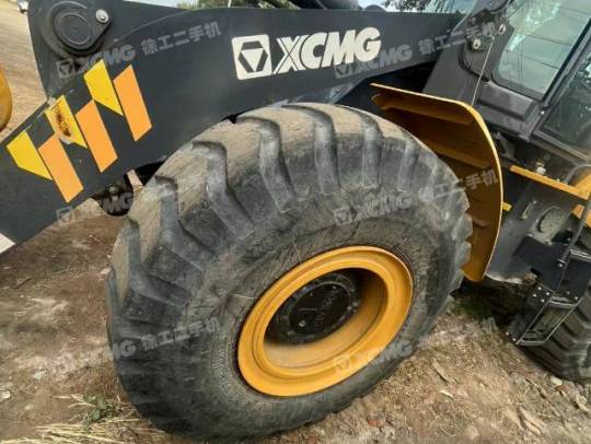 徐工XC965轮式装载机