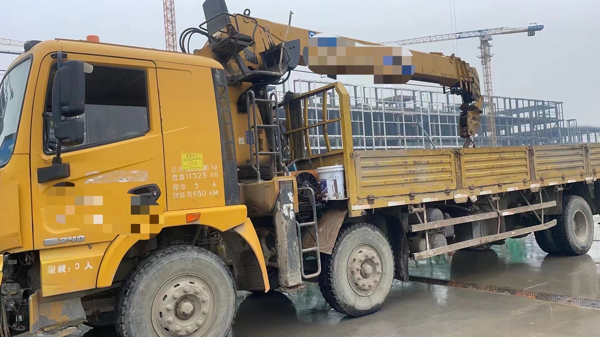 徐工GSQS300-4随车起重机