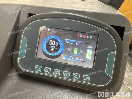 徐工XCB-P30電動平衡重叉車