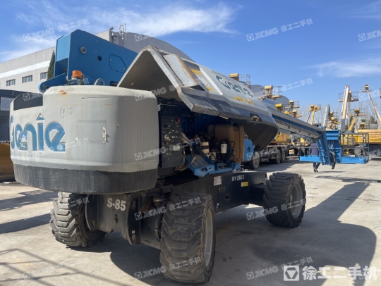 吉尼S-85直臂式高空作业车