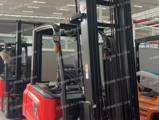 杭叉CPD30电动平衡重叉车3吨电动叉车(锂电/铅酸)