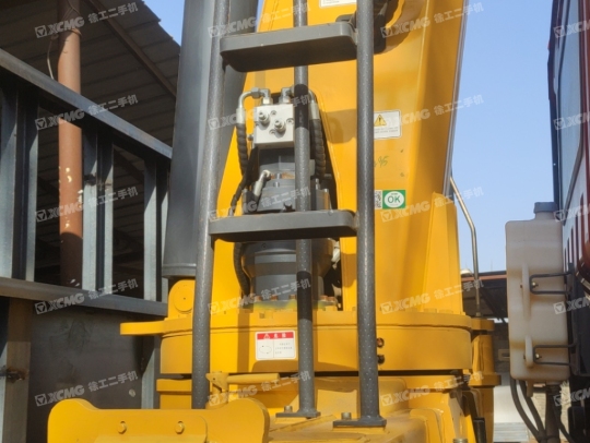 徐工SQS300E随车起重机