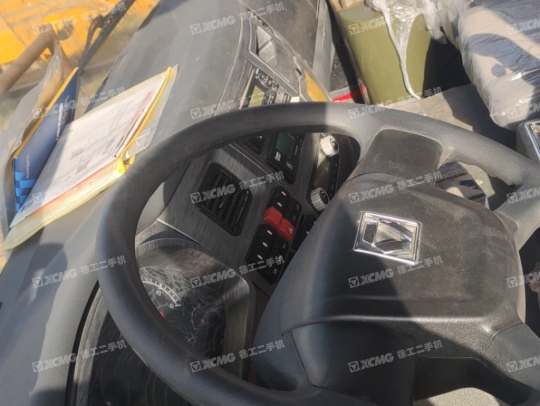 徐工SQS300E随车起重机