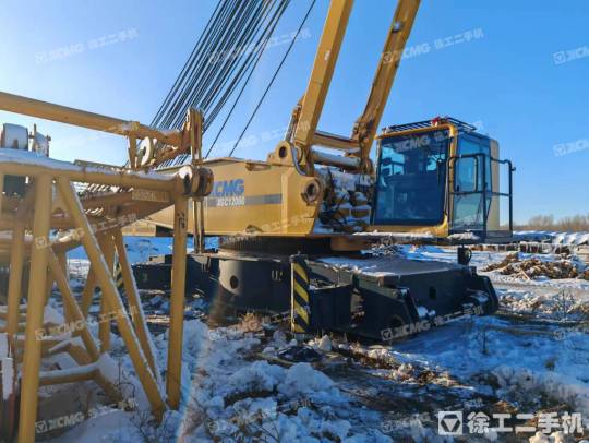 徐工XGC11000履带式起重机