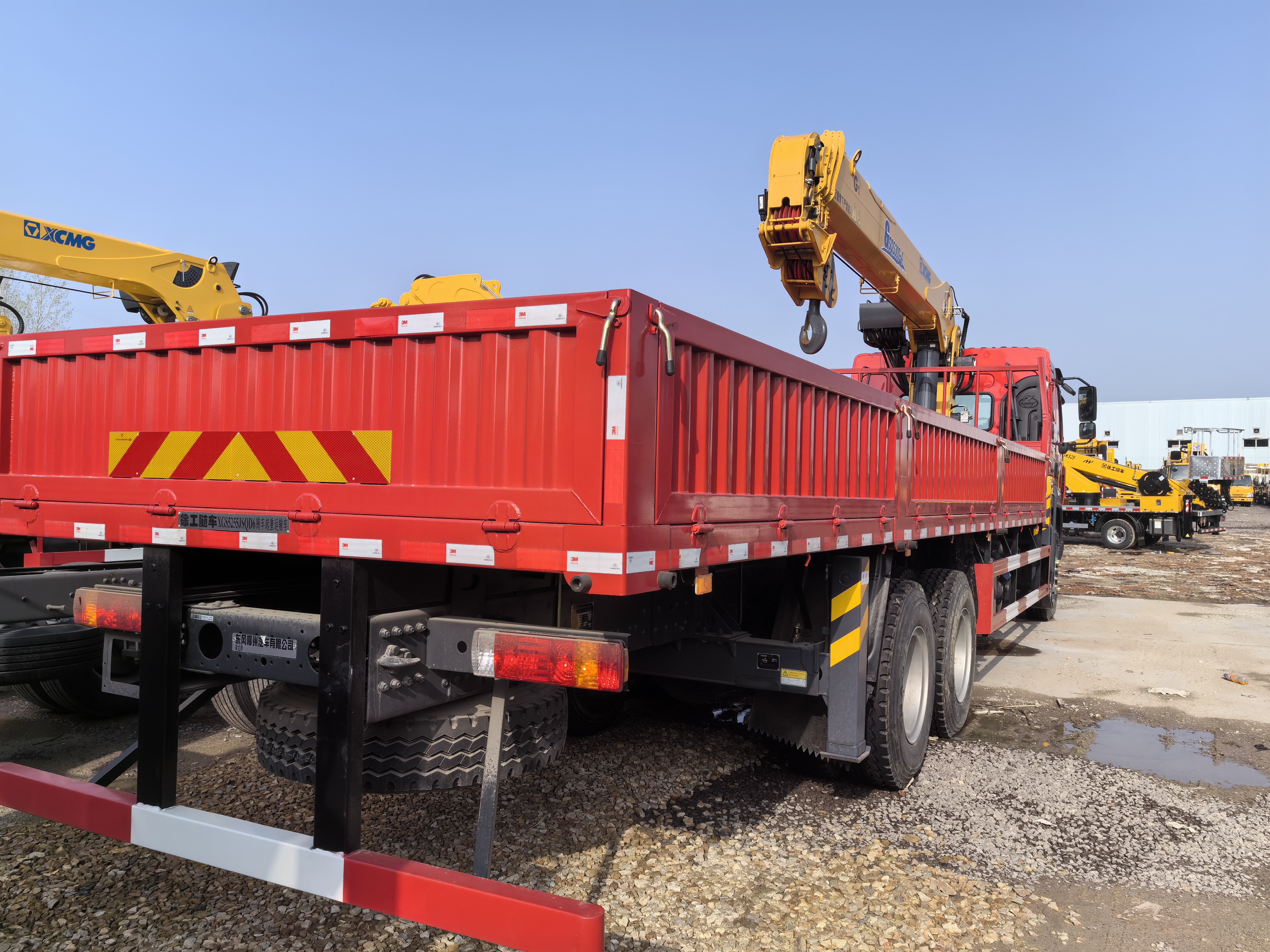 徐工SQS300E随车起重机