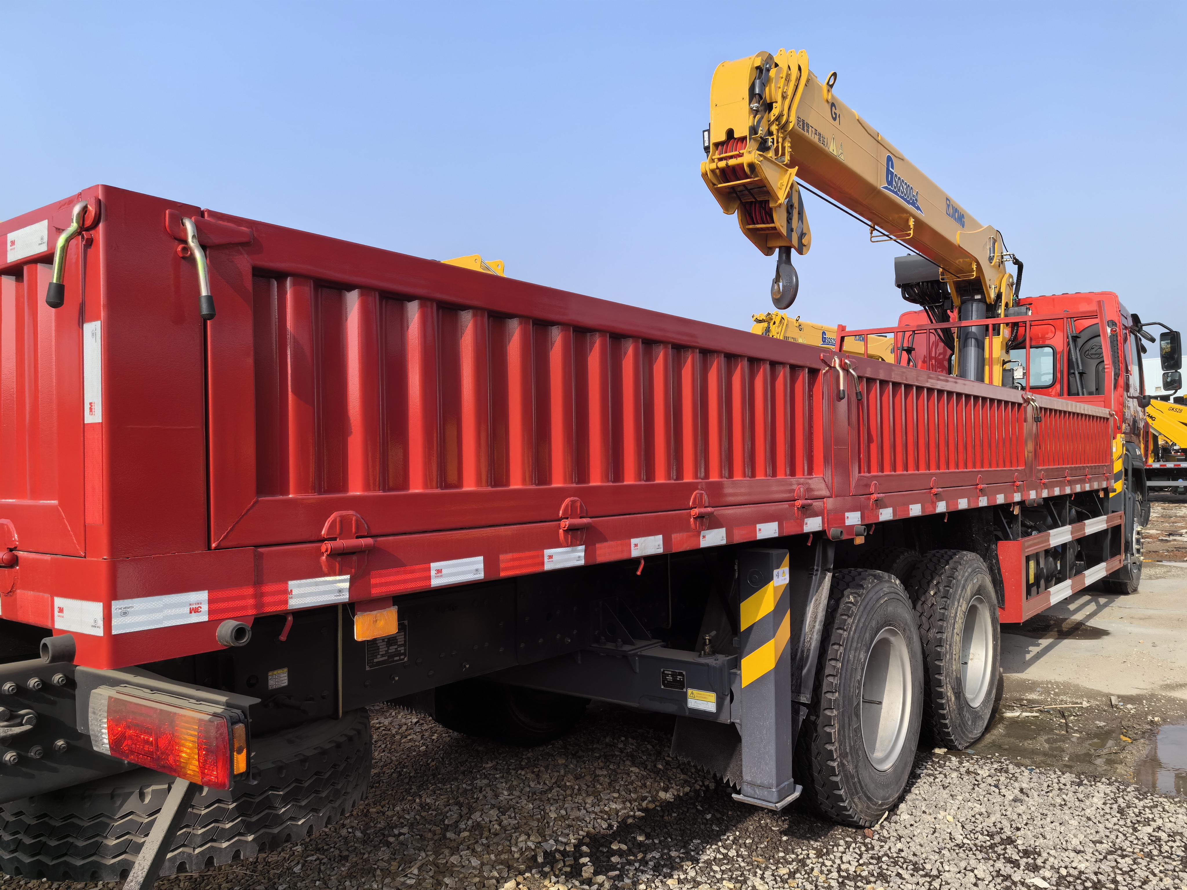 徐工SQS300E随车起重机