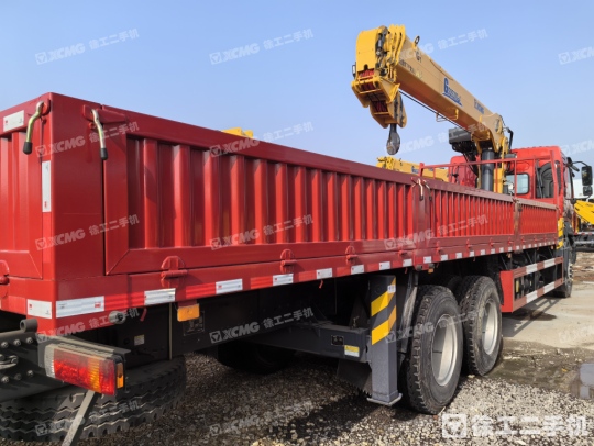 徐工SQS300E随车起重机