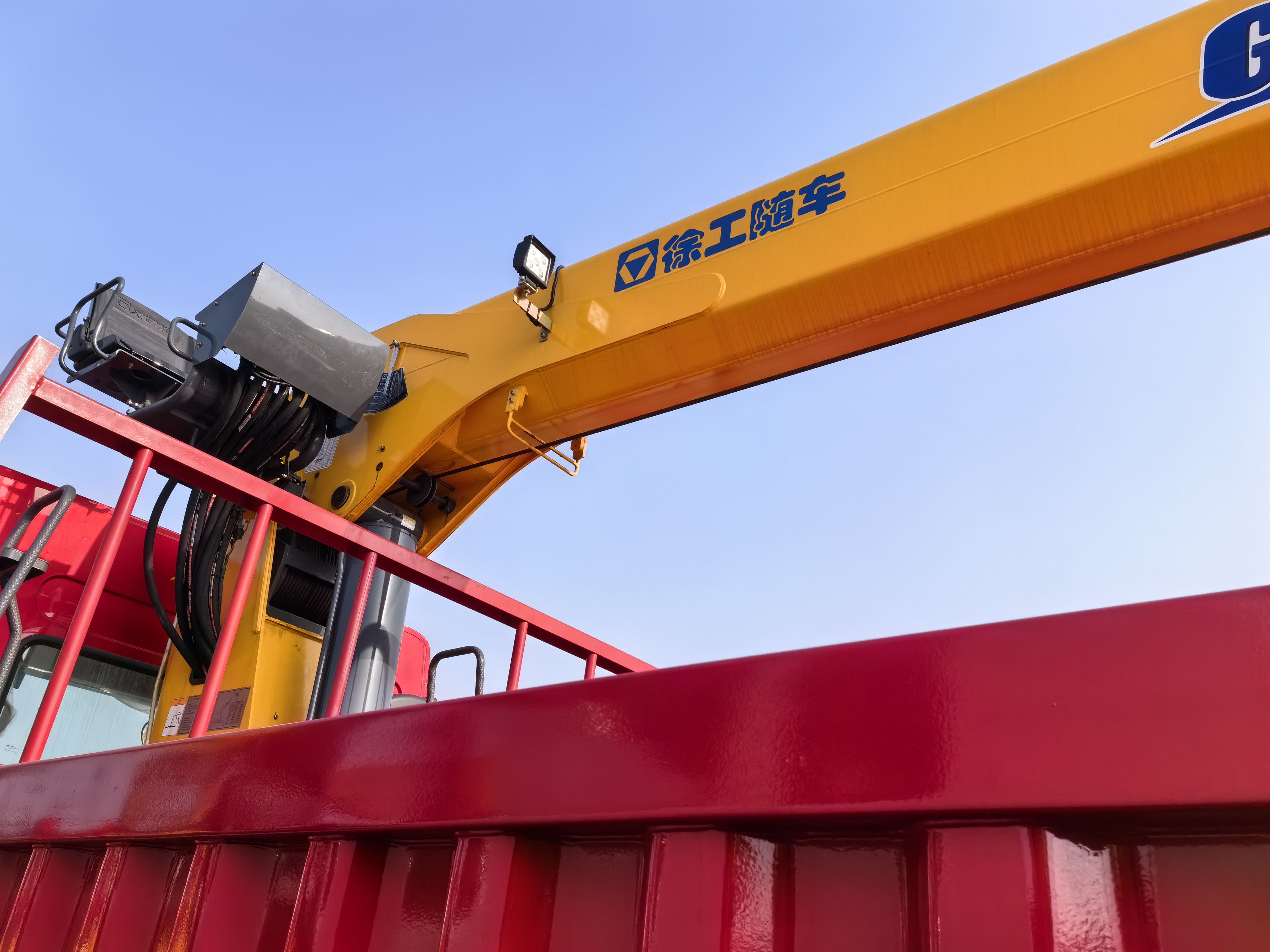 徐工SQS300E随车起重机