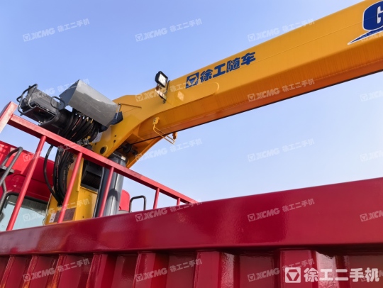 徐工SQS300E随车起重机