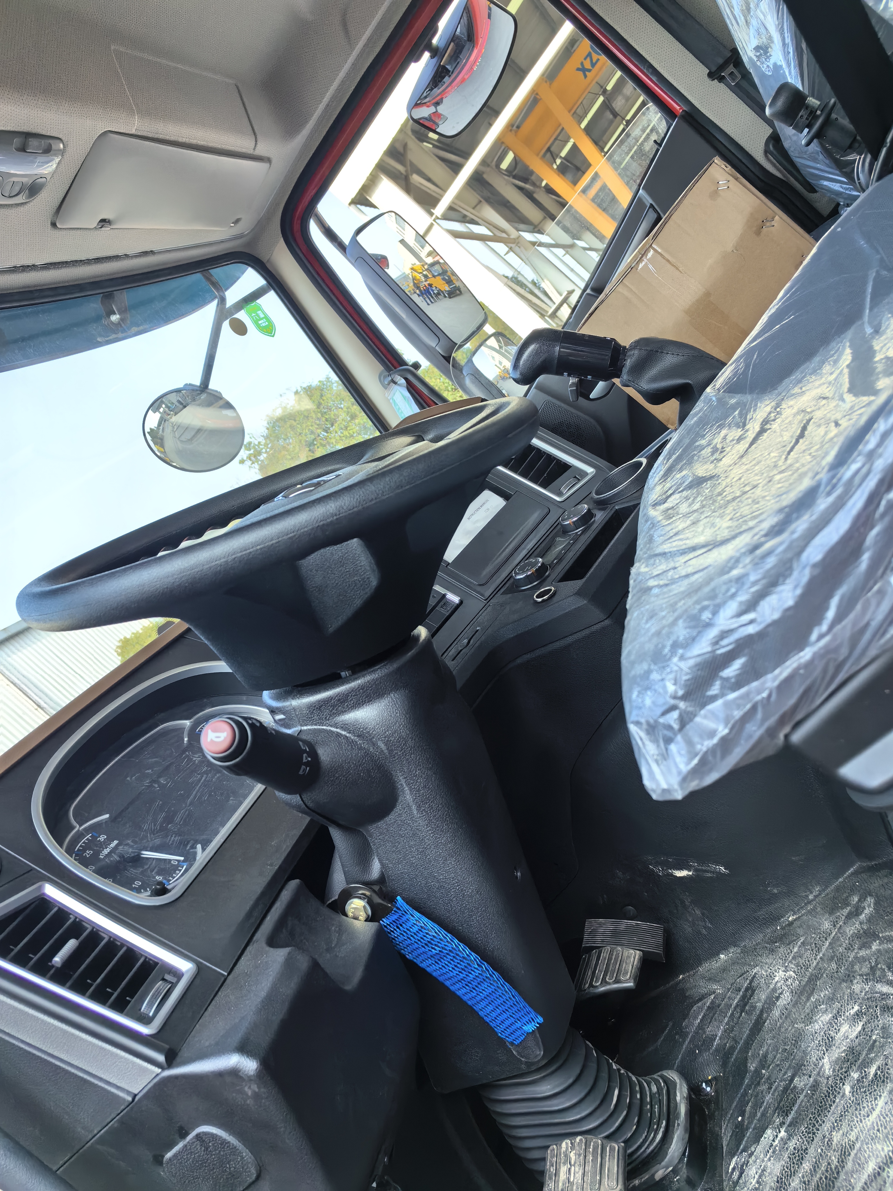 徐工SQS300E随车起重机