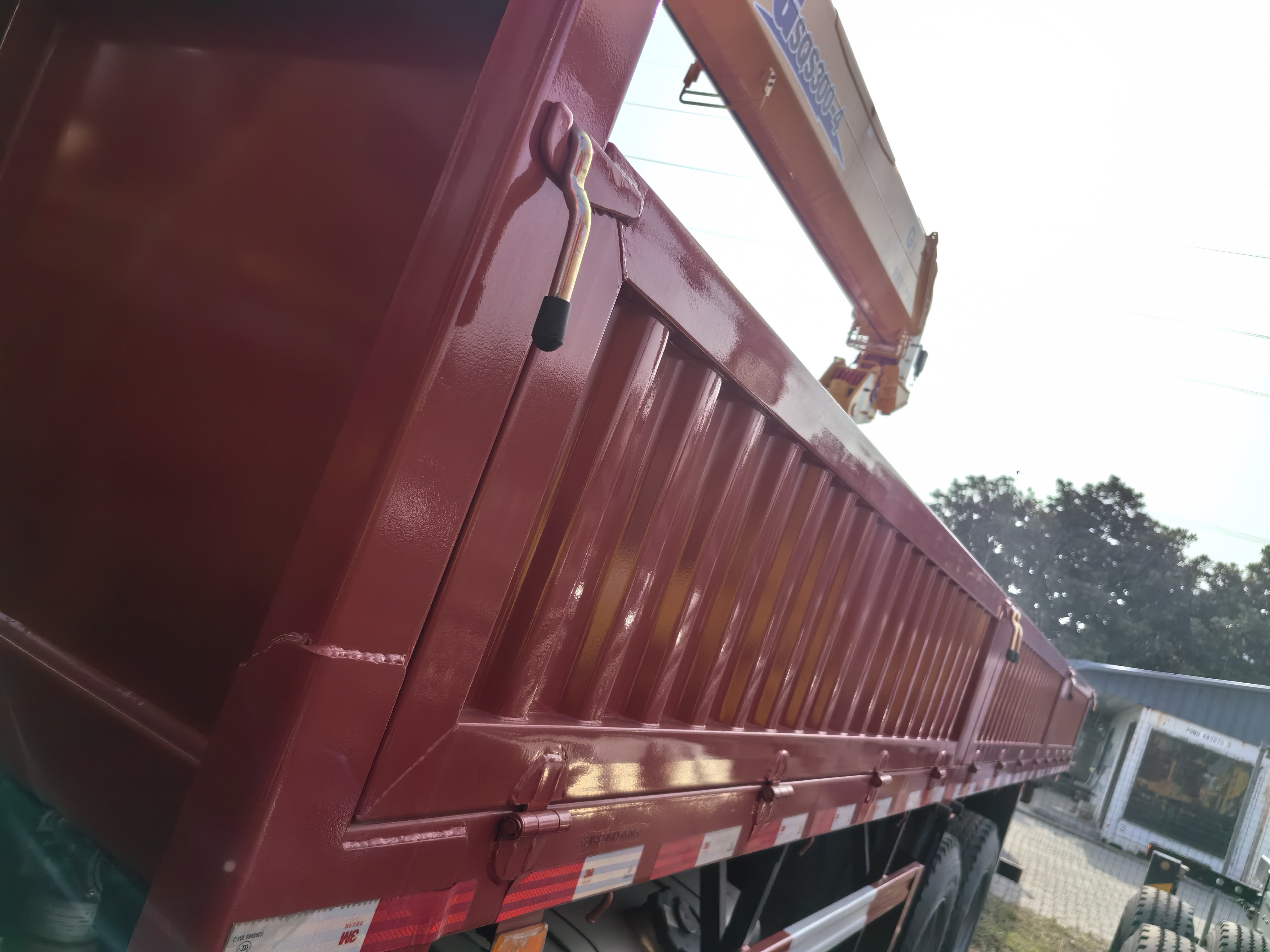 徐工SQS300E随车起重机