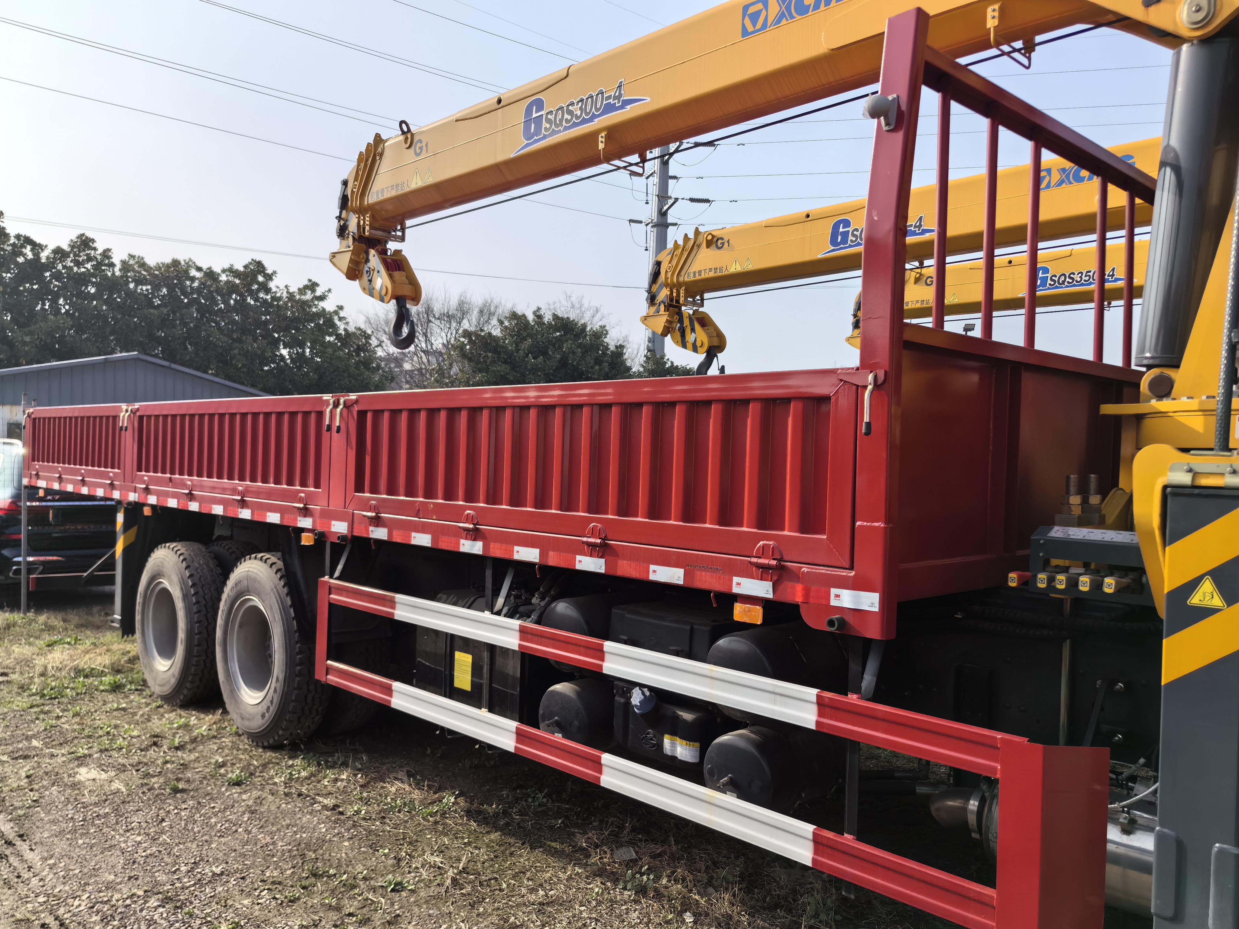 徐工SQS300E随车起重机