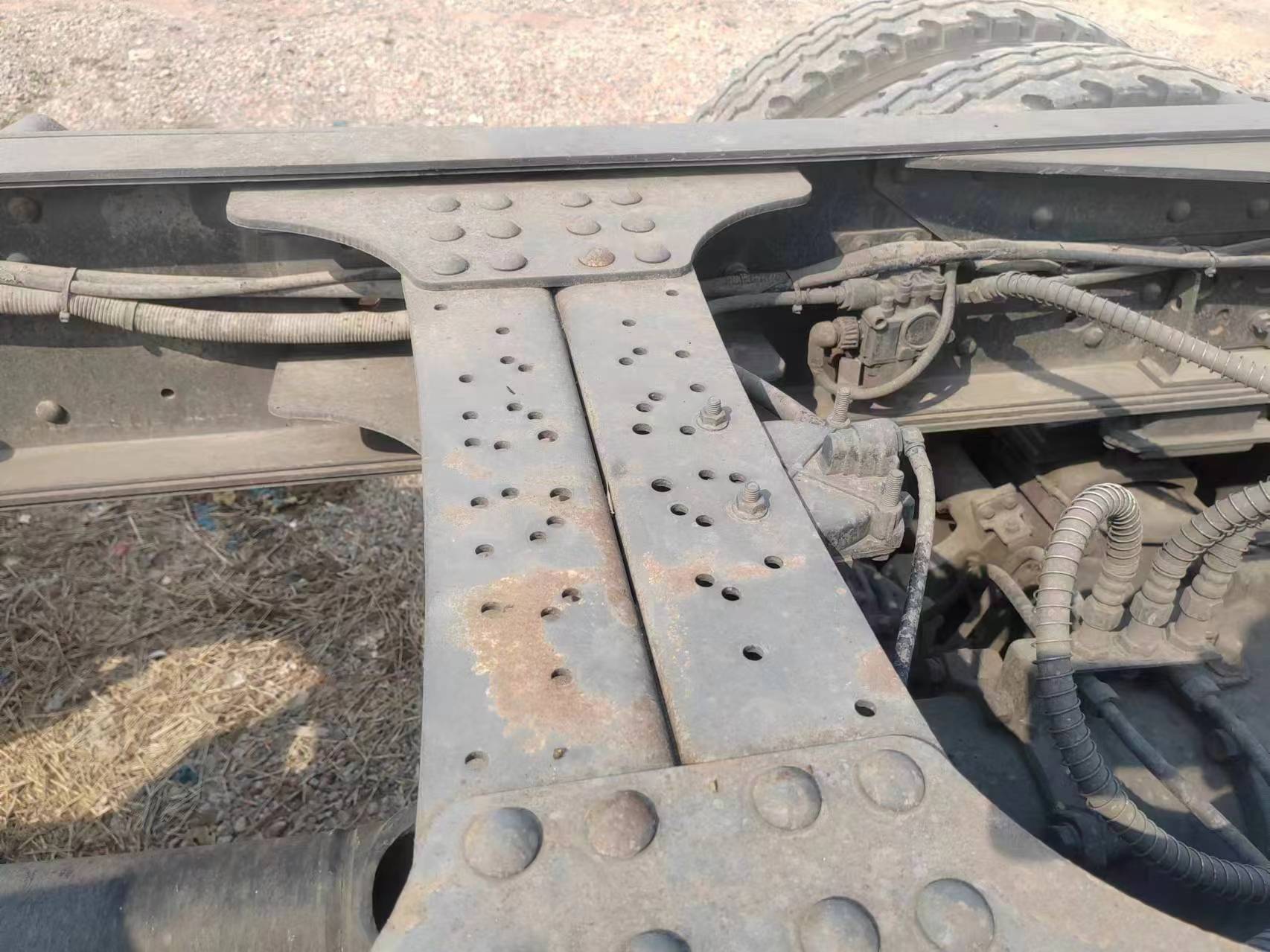 徐工SQS300E随车起重机