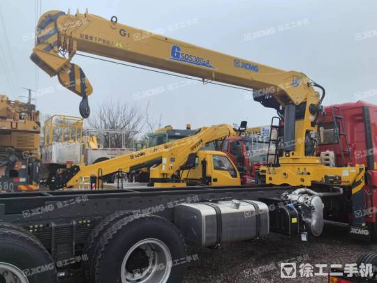 徐工SQS300E随车起重机