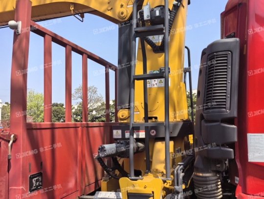 徐工SQS200E随车起重机