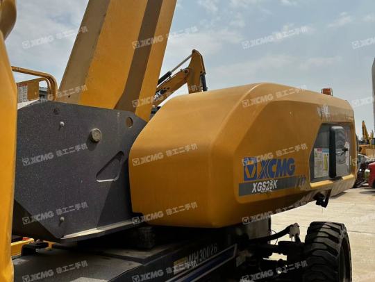 徐工XGS24直臂式高空作业平台