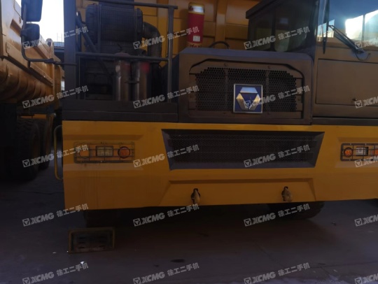 徐工XDR80T寬體車