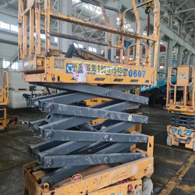 徐工GTJZ0607剪叉式高空作业平台
