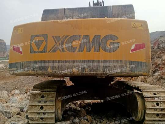 徐工XE470D履带式挖掘机