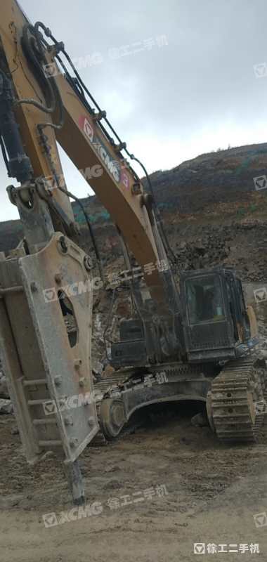 徐工XE470D履带式挖掘机