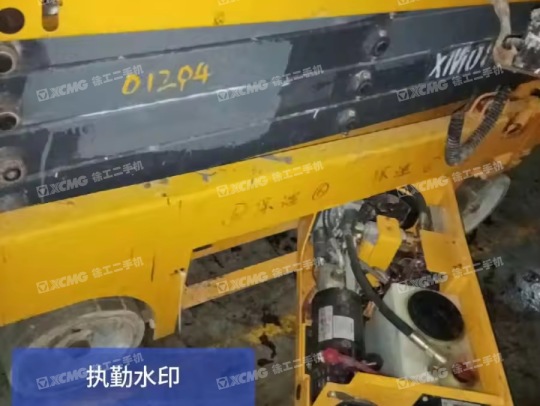 徐工GTJZ0607剪叉式高空作业平台