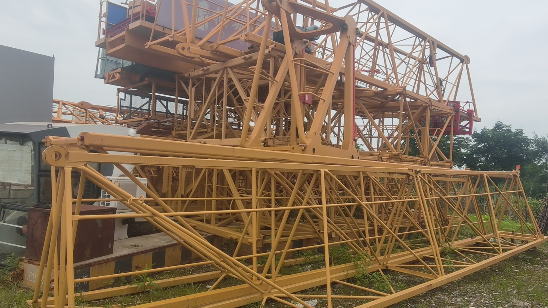 徐工XGT6015A-8S塔式起重机