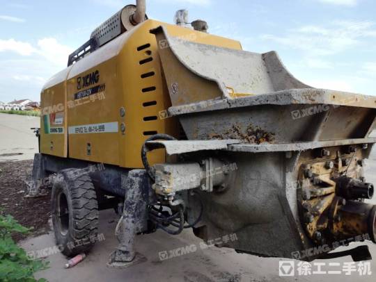 徐工HBT10020K柴油混凝土拖泵