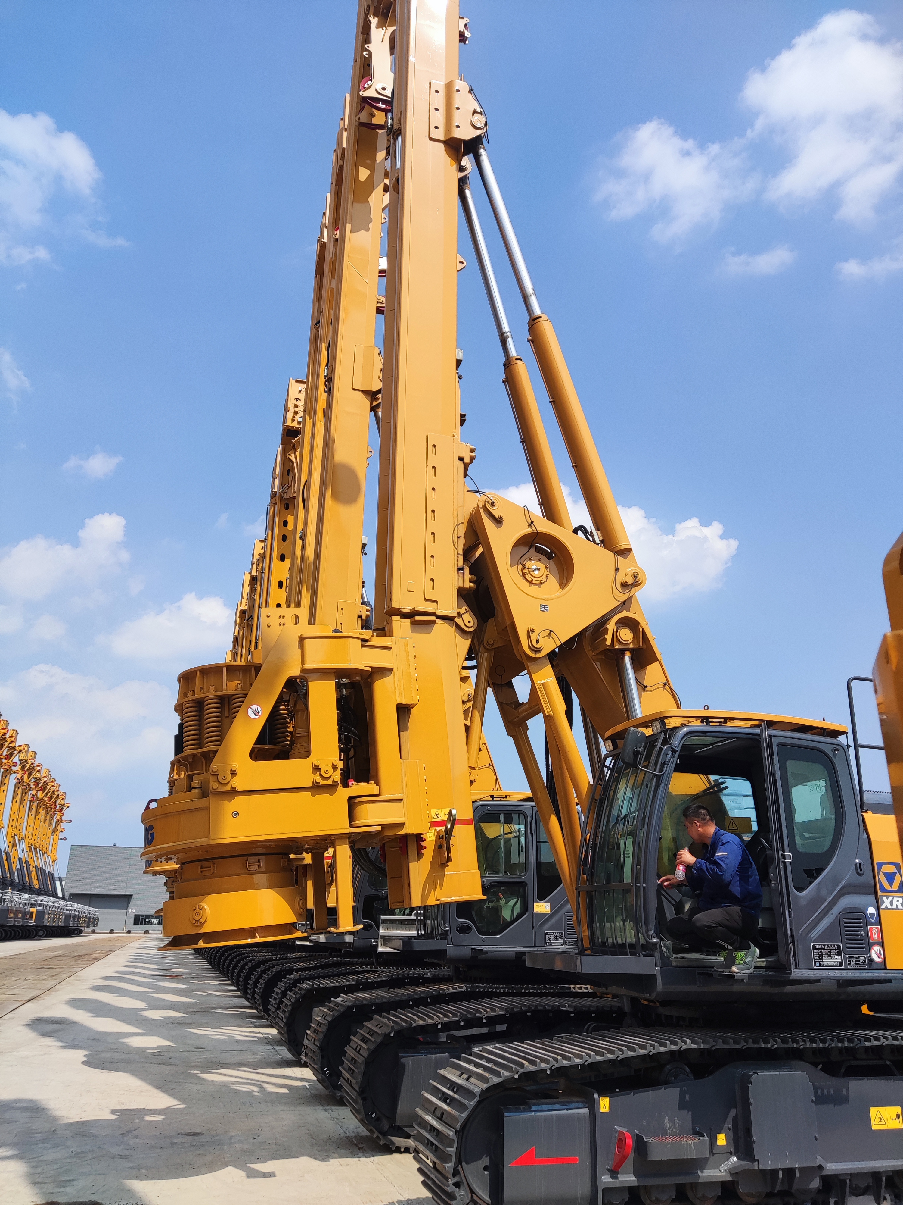 徐工XR240E旋挖钻机