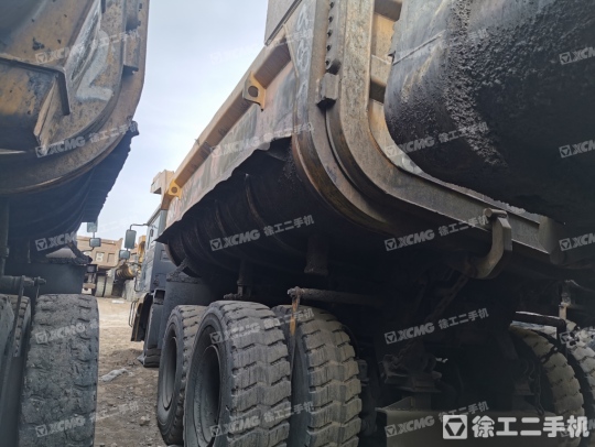 徐工XDM80宽体车