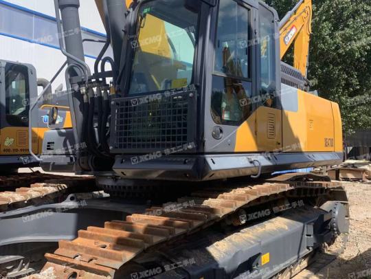 徐工XE470D履带式挖掘机