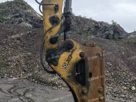 徐工XE490DK履带式挖掘机