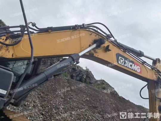 徐工XE490DK履带式挖掘机