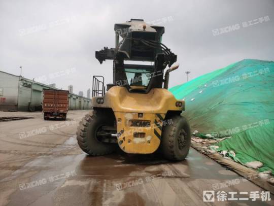 徐工XCS4531K港口移动起重机