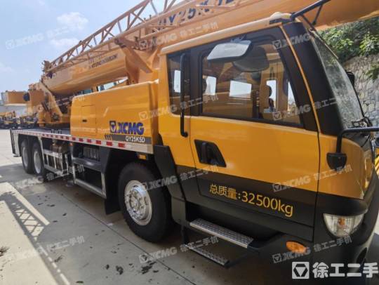 徐工QY25K5D汽车起重机