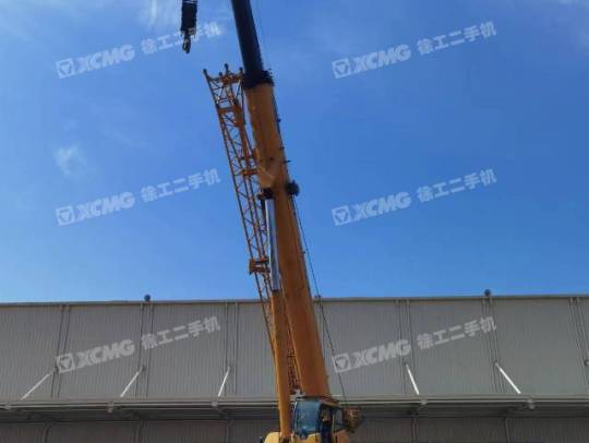 徐工XCT80L6汽车起重机