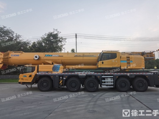 徐工XCA200L8全地面起重機