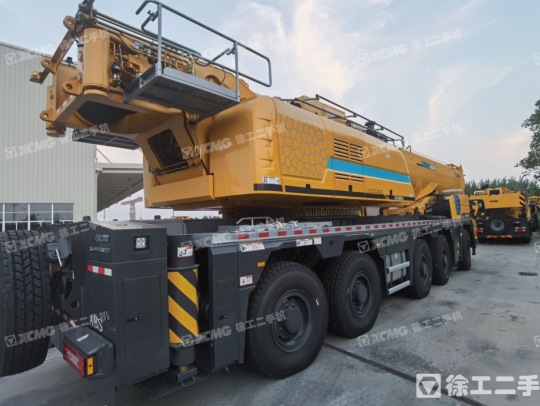 徐工XCA200L8全地面起重機