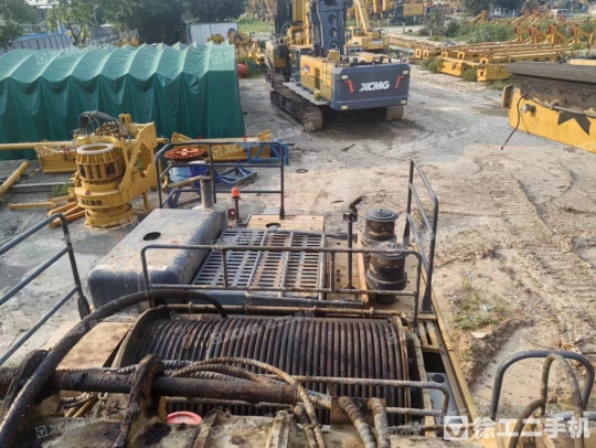 徐工XR400E旋挖鉆機