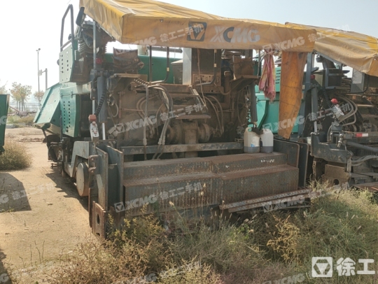 徐工RP952摊铺机