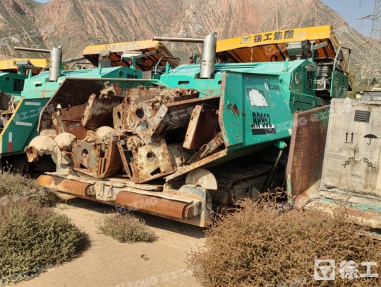 徐工RP952摊铺机