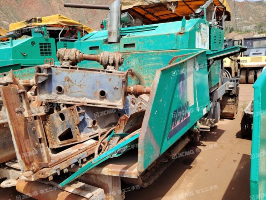 徐工RP952摊铺机