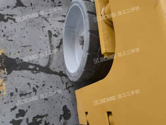 徐工GTJZ1212剪叉式高空作业平台