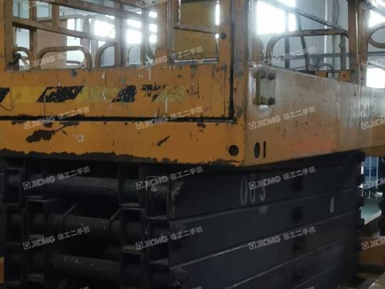 徐工GTJZ1212剪叉式高空作业平台