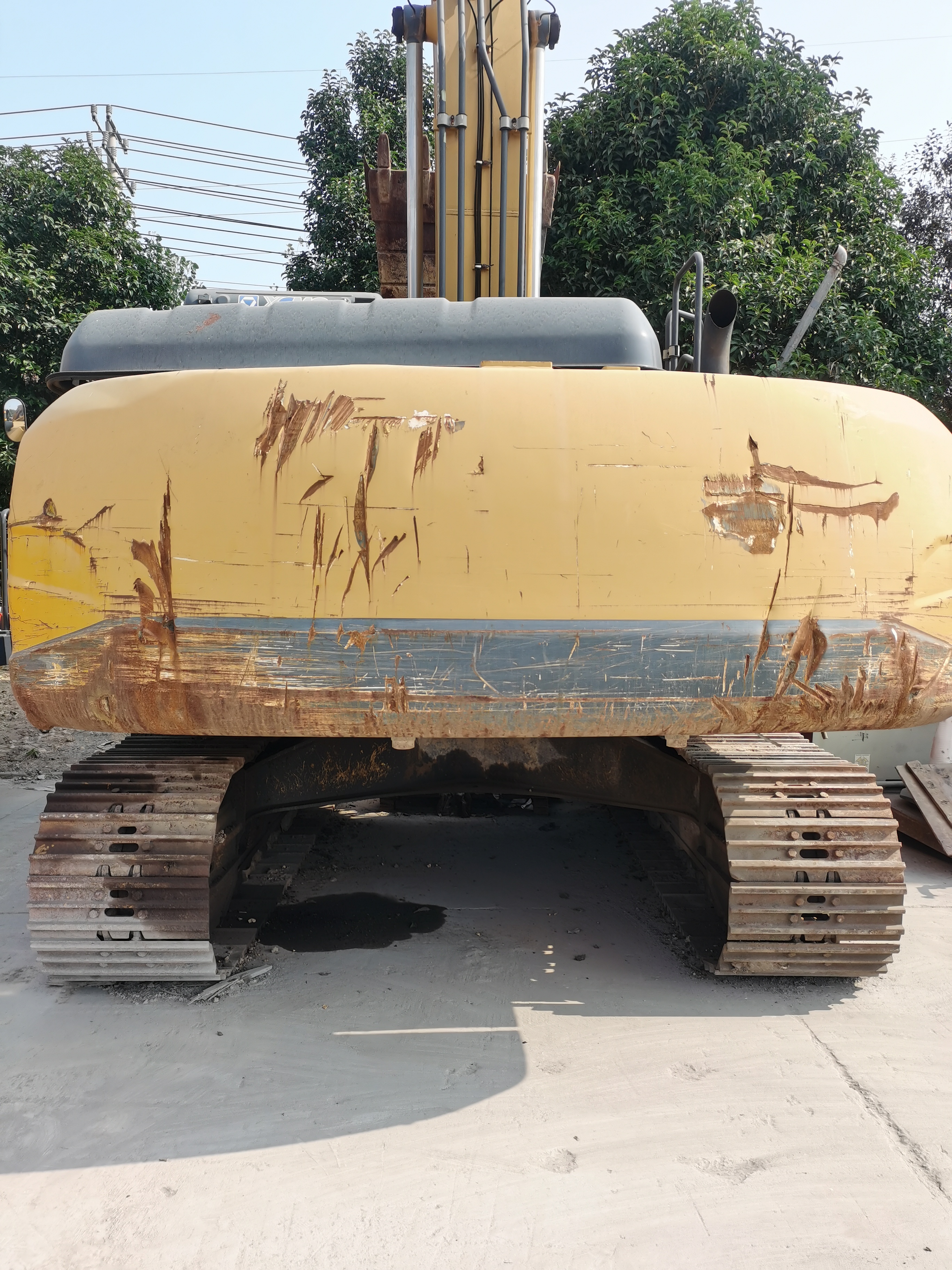 徐工XE240D履带式挖掘机