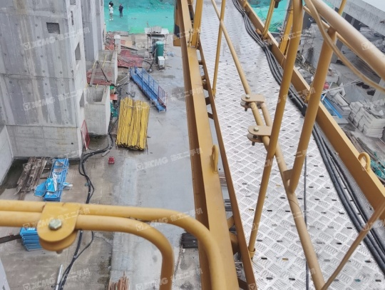 徐工XGT6015A-8S塔式起重機