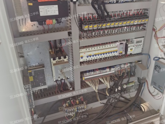 徐工XGT6015A-8S塔式起重機