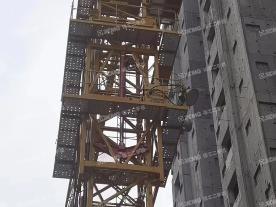 徐工XGT6015A-8S塔式起重機