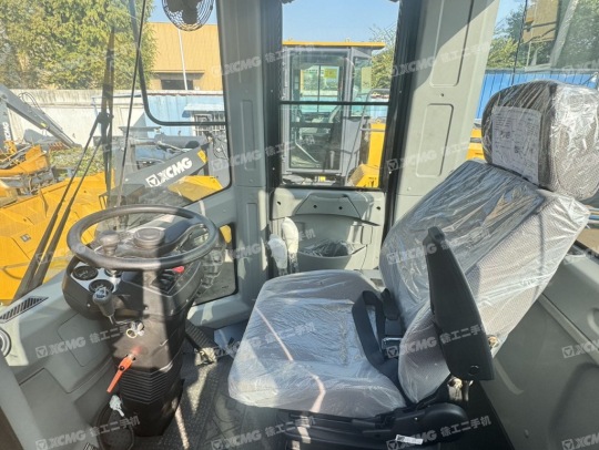 徐工LW500K轮式装载机